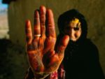 henna-stained-berber-woman_11951_600x450